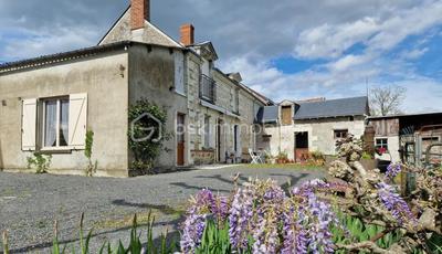 Maison - 90 m² - 4 pièces