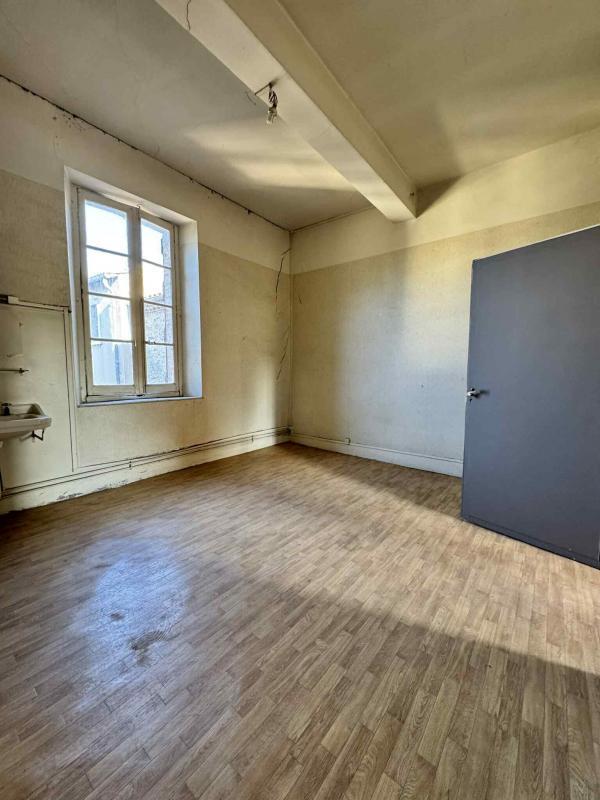 Immeuble - 418 m² - 7 pièces