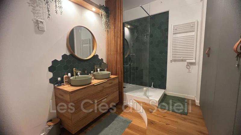 Appartement - 81 m² - 3 pièces
