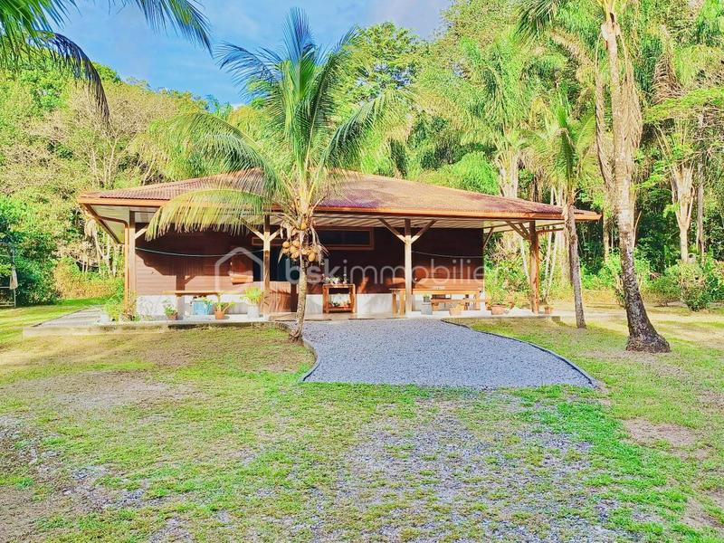 Maison de bois - 110 m² - 5 pièces