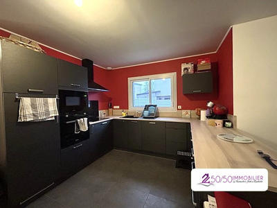 Maison - 90 m² - 4 pièces