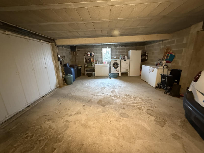 Maison - 185 m² - 7 pièces