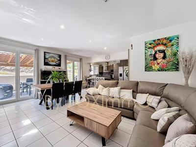 Villa - 87 m² - 4 pièces