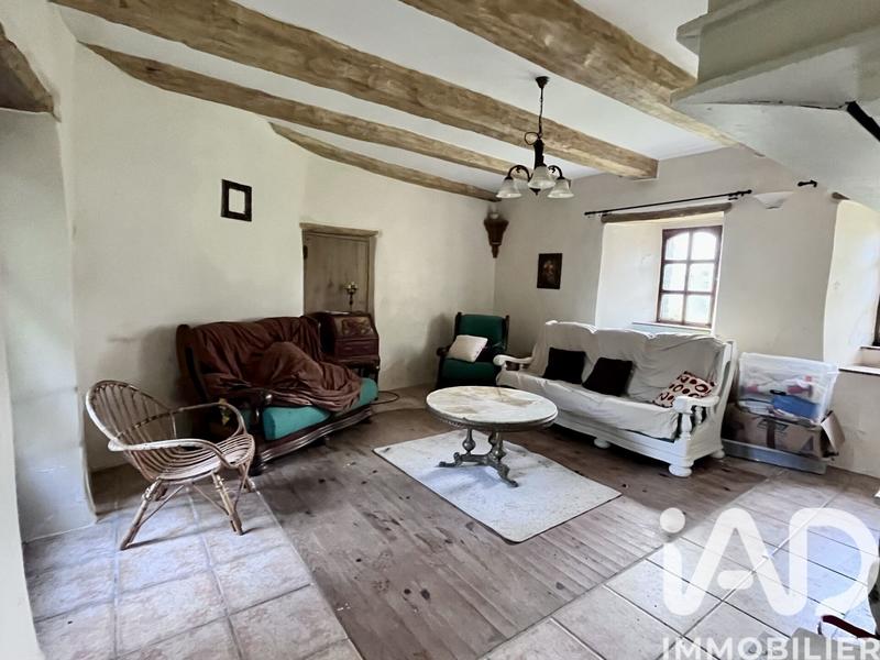 Maison - 234 m² - 12 pièces