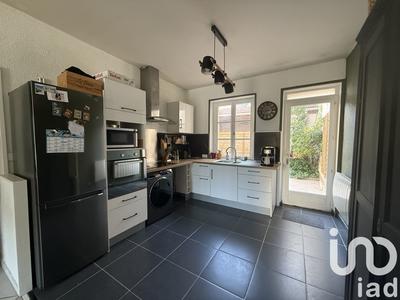 Maison - 97 m² - 5 pièces