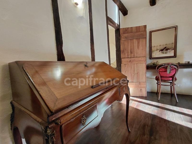 Propriété - 390 m² - 13 pièces