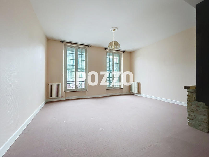 Immeuble - 35 m² - 5 pièces