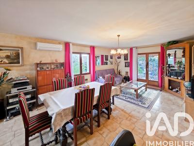 Maison - 98 m² - 5 pièces