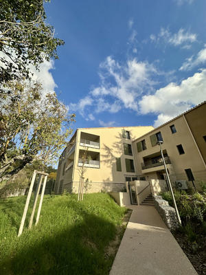 Appartement - 98 m² - 4 pièces