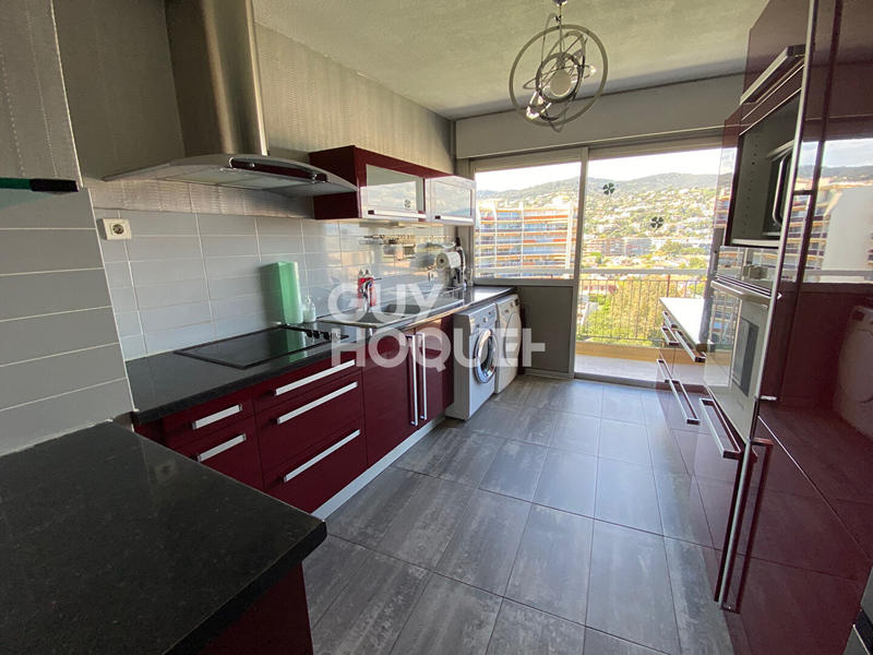 Appartement - 110 m² - 4 pièces