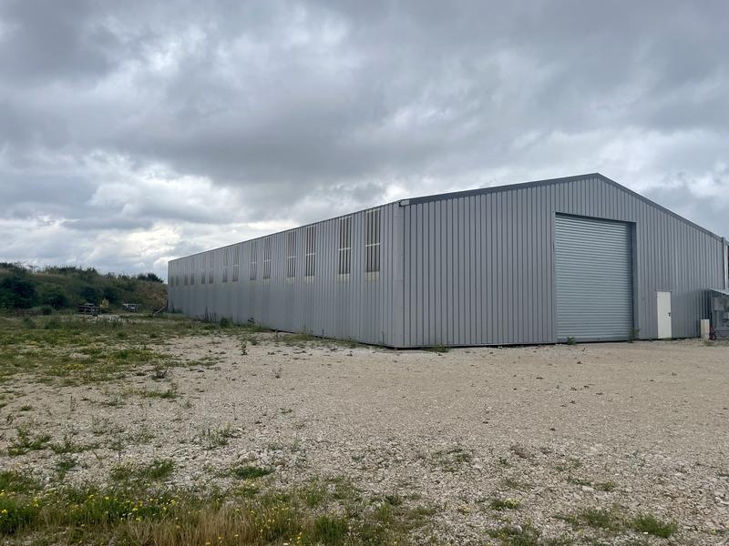 Atelier d'activités - 396 m² - 1 pièce