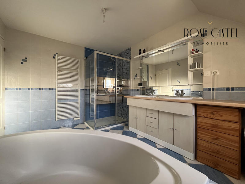 Maison - 145 m² - 6 pièces