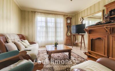 Maison - 145 m² - 9 pièces