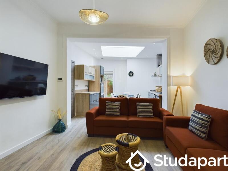 Chambre - 9 m² - 1 pièce