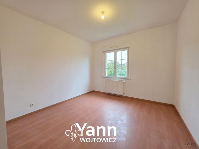 Maison - 231 m² - 7 pièces