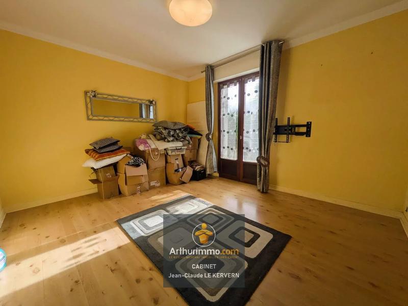 Maison - 189 m² - 9 pièces