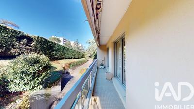 Appartement - 147 m² - 6 pièces