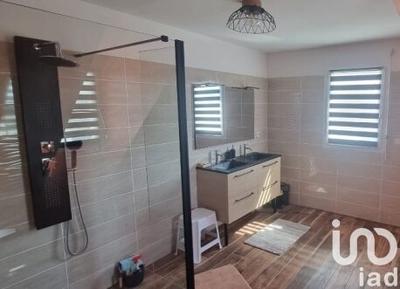 Maison - 195 m² - 7 pièces