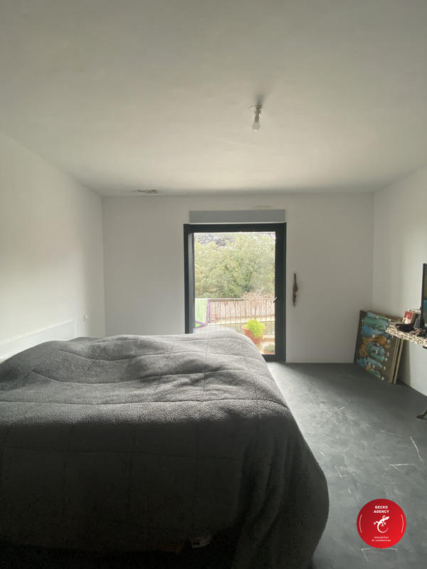 Villa - 238 m² - 6 pièces