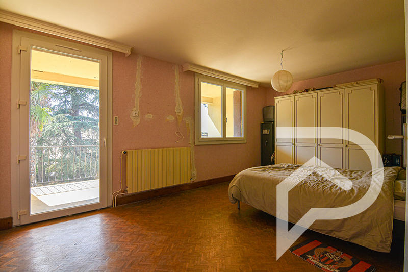 Maison - 184 m² - 6 pièces