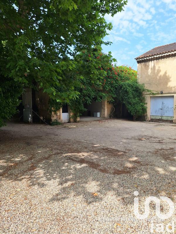 Maison - 460 m² - 10 pièces