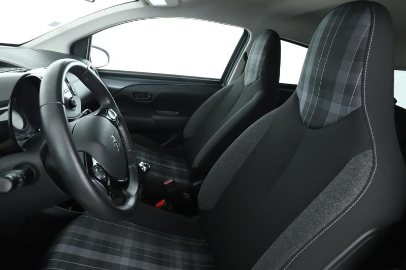 Peugeot 108 1.0 VTi Style 5p 72 ch