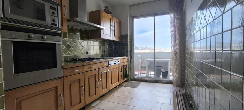 Appartement - 96 m² - 4 pièces