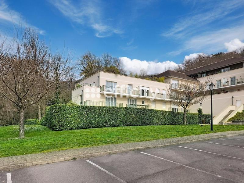 Appartement - 77 m² - 4 pièces