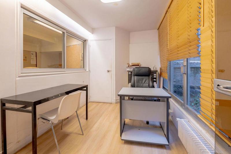 Local commercial - 299 m²