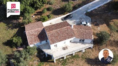 Villa - 142 m² - 6 pièces