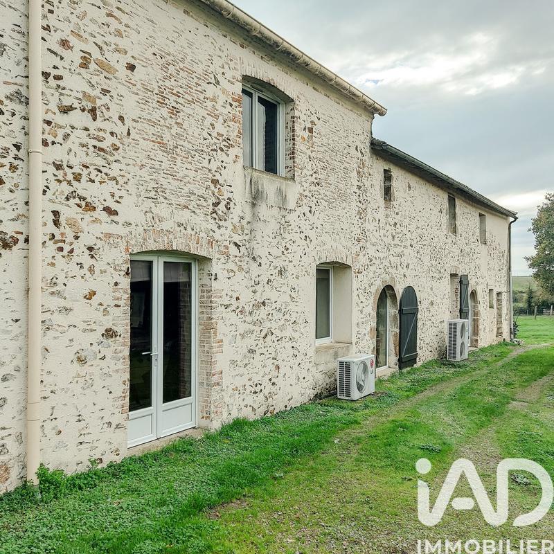 Maison - 236 m² - 10 pièces