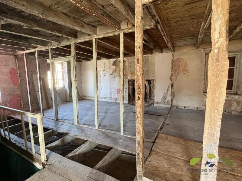 Maison - 293 m² - 8 pièces