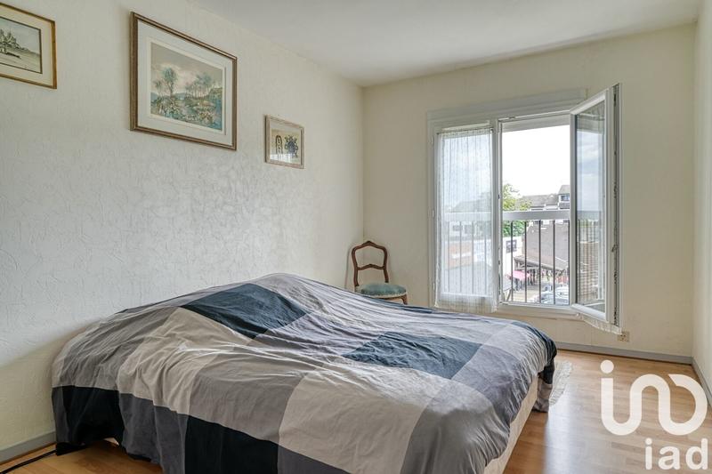 Maison - 93 m² - 5 pièces