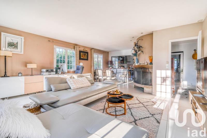 Maison - 141 m² - 6 pièces