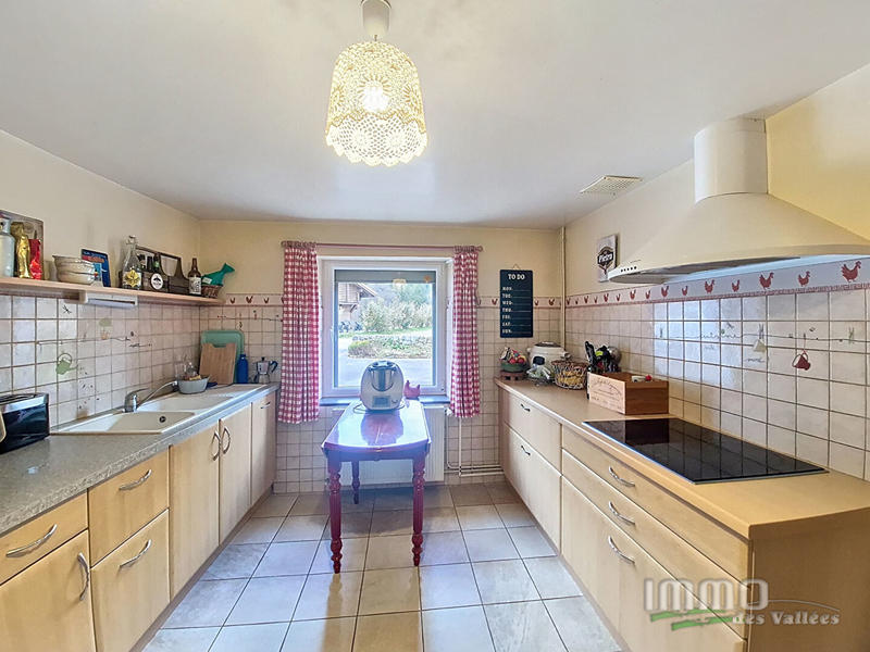 Maison - 112 m² - 7 pièces