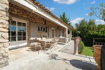 Villa - 157 m² - 6 pièces