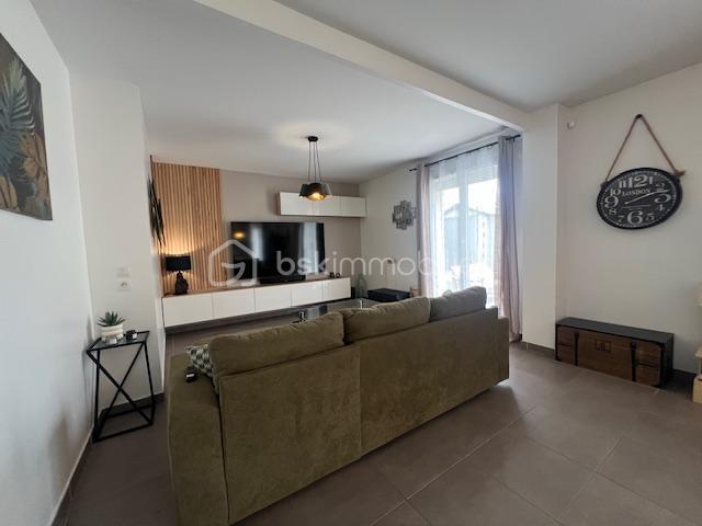 Pavillon - 150 m² - 6 pièces