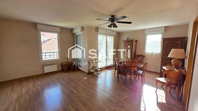 Appartement - 80 m² - 4 pièces