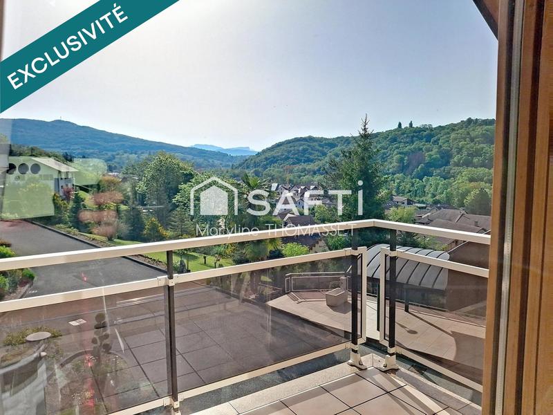 Maison - 295 m² - 8 pièces