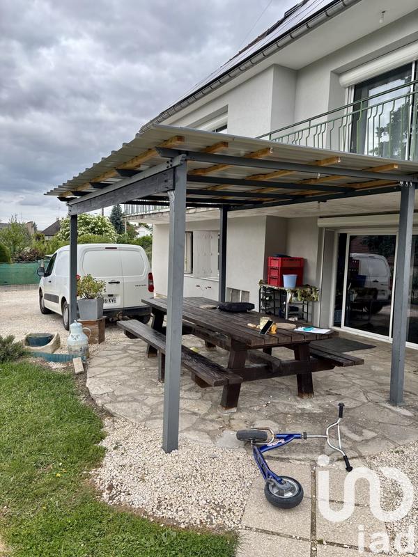 Maison - 279 m² - 11 pièces