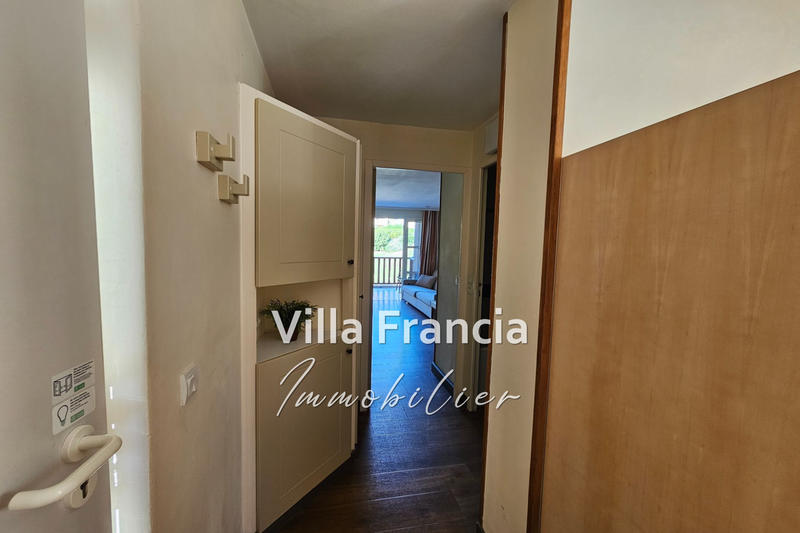 Appartement - 8 m² - 1 pièce