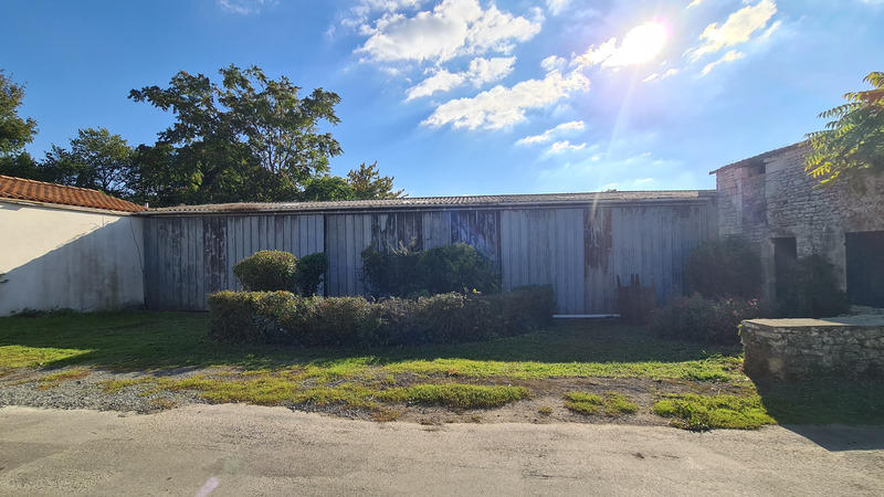 Grange - 275 m² - 2 pièces