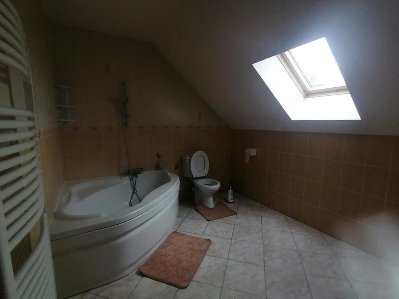 Pavillon - 191 m² - 6 pièces