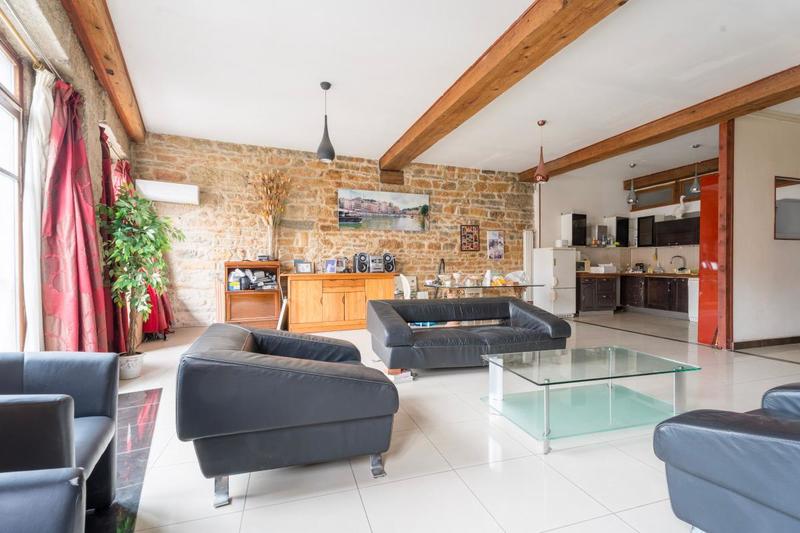 Appartement - 107 m² - 3 pièces