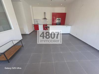 Appartement - 65 m² - 2 pièces