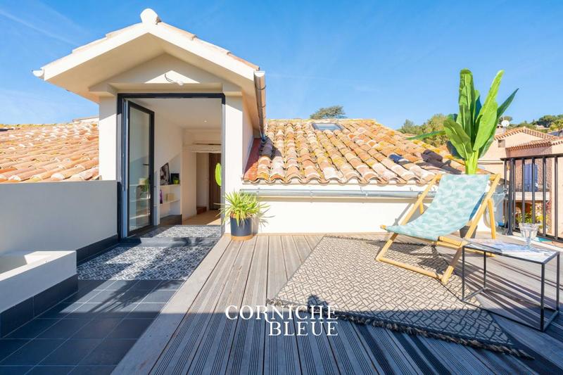 Appartement - 102 m² - 3 pièces