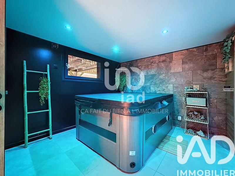 Maison - 134 m² - 5 pièces