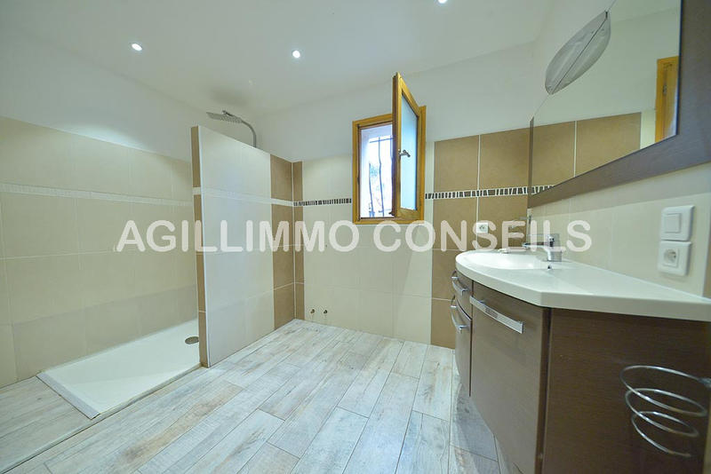 Villa - 111 m² - 3 pièces