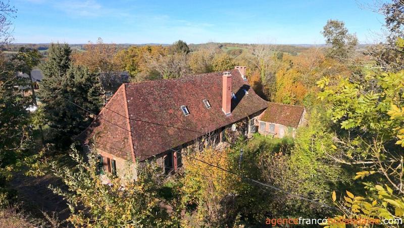 Maison - 150 m² - 3 pièces