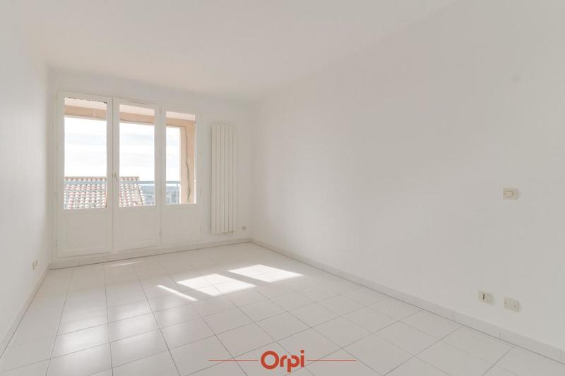 Appartement - 77 m² - 3 pièces